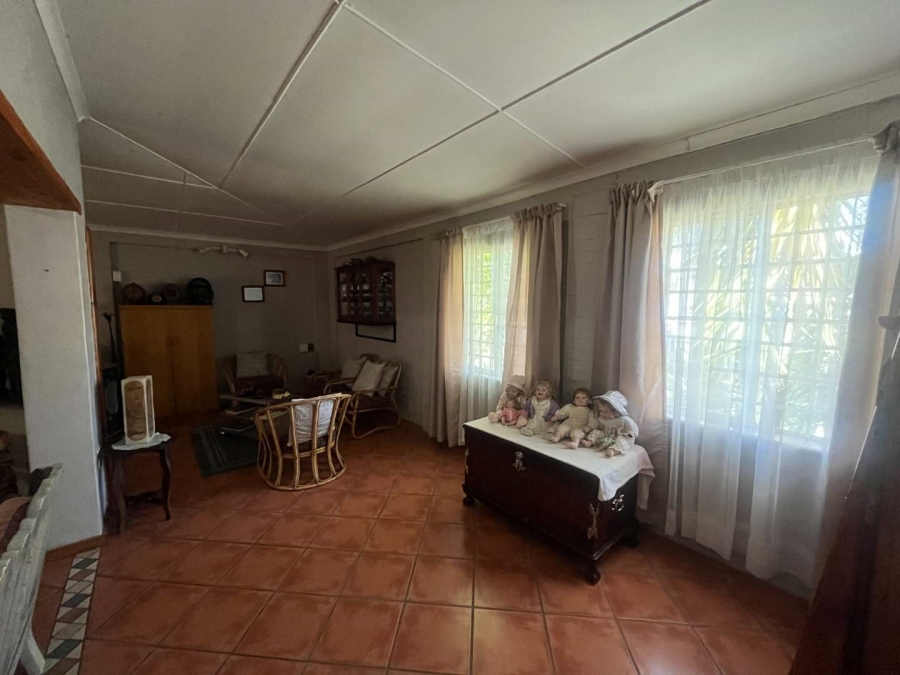 4 Bedroom Property for Sale in Kanoneiland Northern Cape